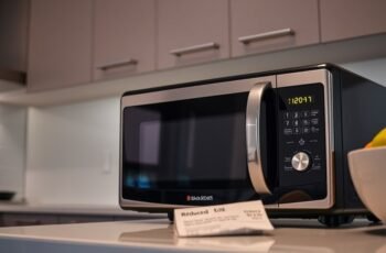 Energy Efficient Black and Decker Microwaves That Lower Bills