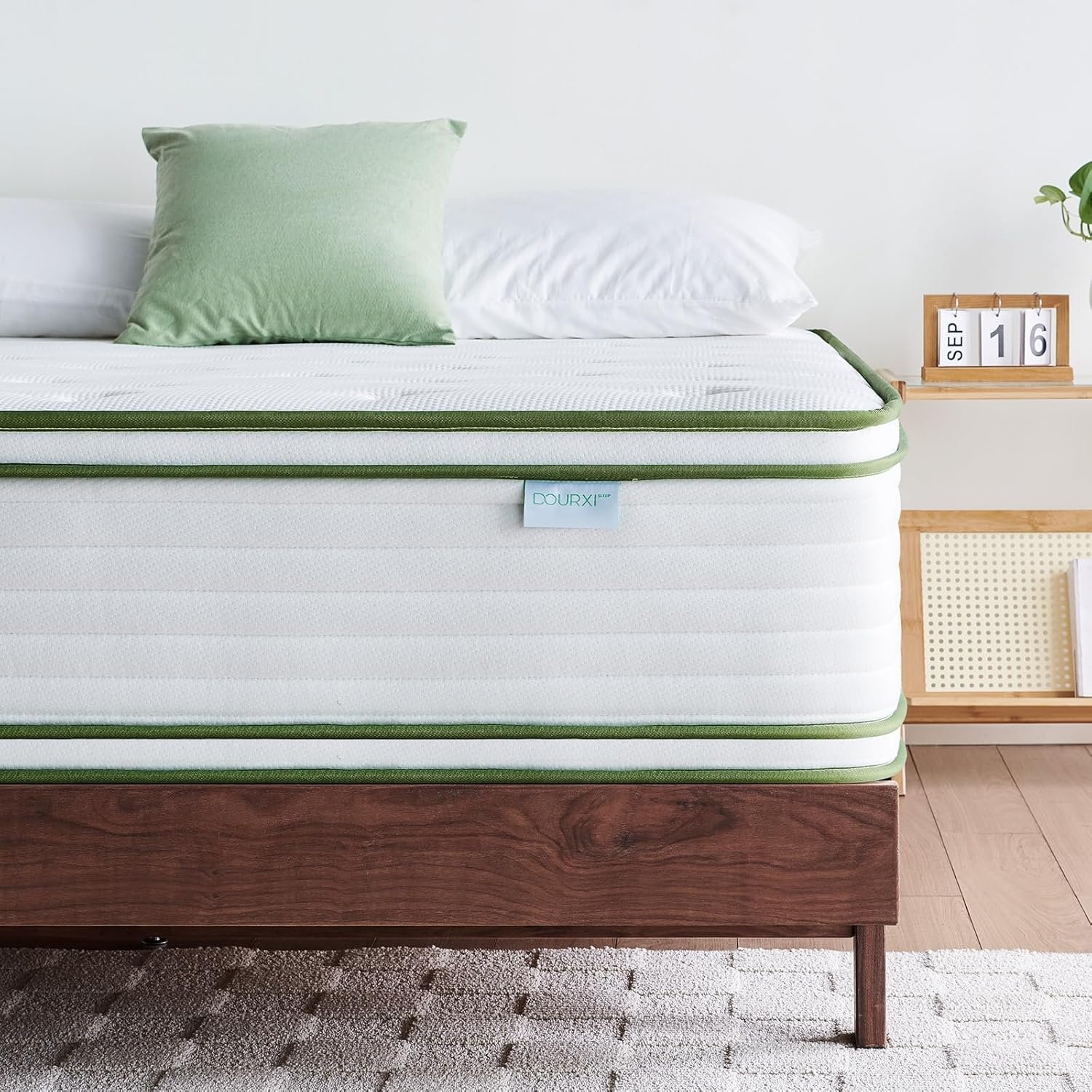 Queen Mattress 14 Inch, Hybrid Mattress in a Box, Cool Memory Foam and Pocket Springs, Low Motion Transfer and Pressure Relief, CertiPUR-US Certified, Medium Plush Feel, 80 * 60 * 14 Inch Queen Mattress 14 Inch, Hybrid Mattress in a Box, Cool Memory Foam and Pocket Springs, Low Motion Transfer and Pressure Relief, CertiPUR-US Certified, Medium Plush Feel, 80 * 60 * 14 Inch