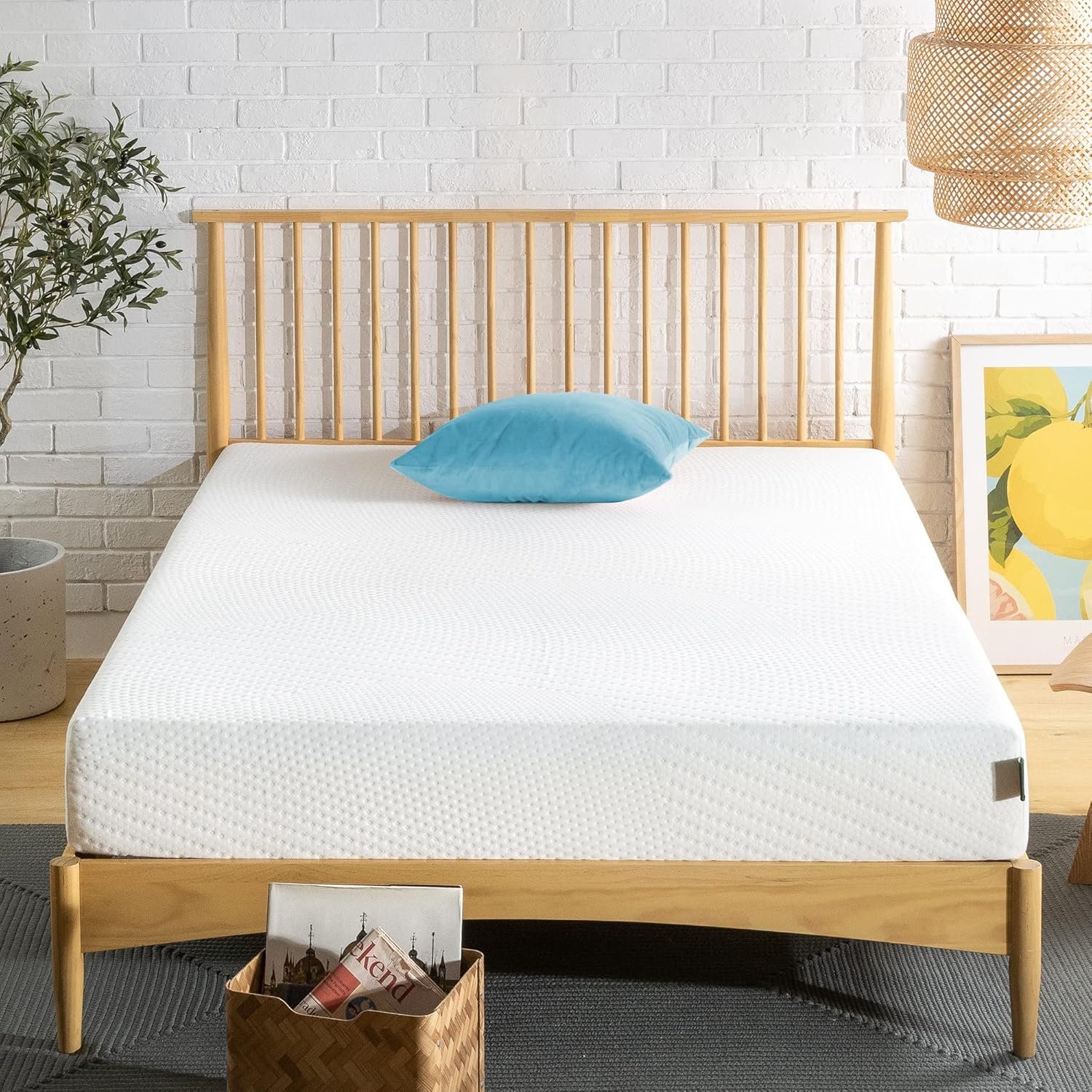 ZINUS 12 Inch Green Tea Essential Memory Foam Mattress [New Version], Queen, Fiberglass Free, Medium Feel, Breathable Airflow Memory Foam, Certified Safe Foams  Fabric, Mattress in A Box